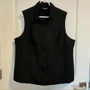 Roz & Ali Black Quilted Vest- Lightweight- Size 2X
